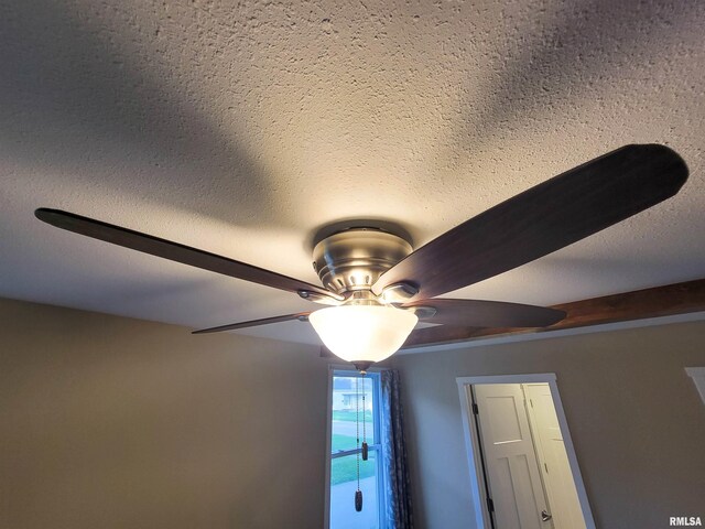 439 E N Ave, Flora, IL 62839 - photo 37