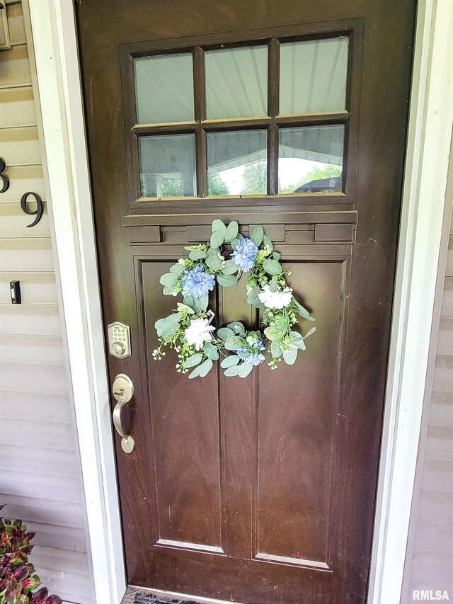 439 E N Ave, Flora, IL 62839 - photo 10