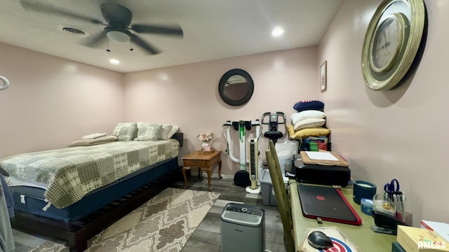 506 S Kentucky St, Benton, IL 62812 - bedroom with a ceiling fan and recessed lighting
