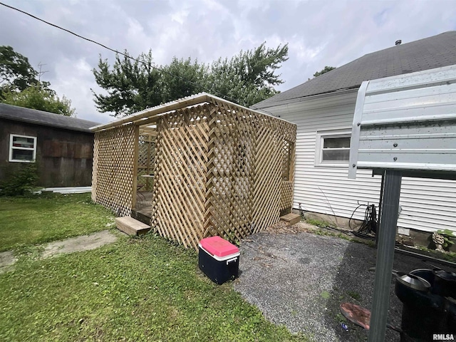 208 7th St, Alma, IL 62807 - photo 3