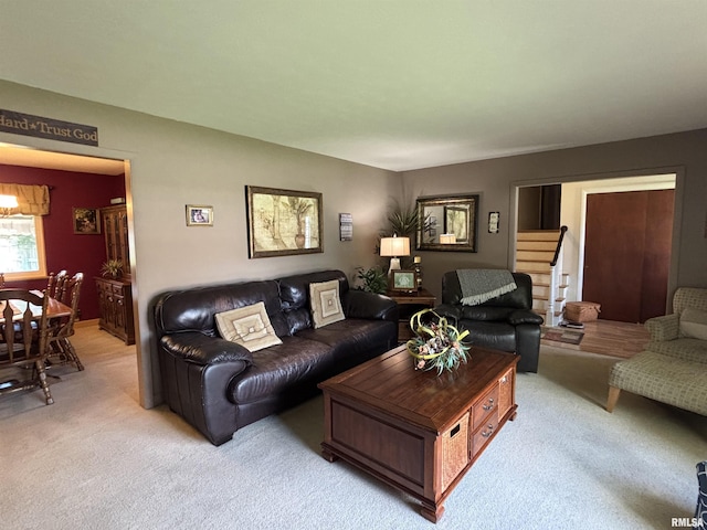 49 Jon St, Metropolis, IL 62960 - living room with light colored carpet