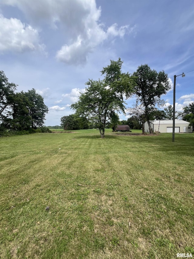 18640 Mount Zion Rd, Benton, IL 62812 - view of green lawn
