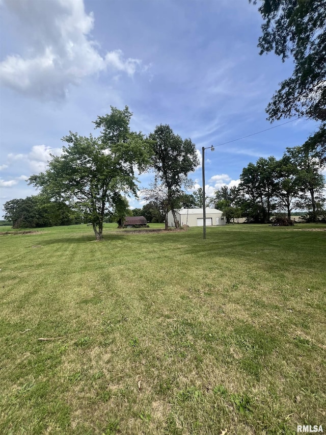 18640 Mount Zion Rd, Benton, IL 62812 - view of green lawn