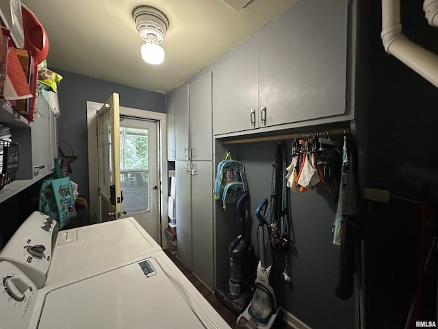 525 N St, Murphysboro, IL 62966 - washroom with independent washer and dryer and cabinet space