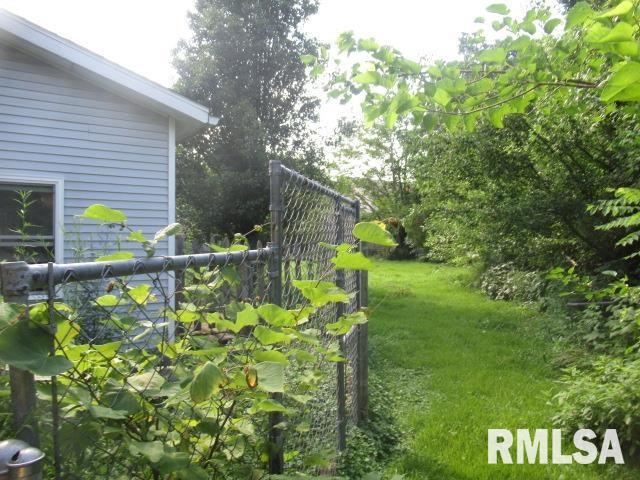 310 Blossom St, Carterville, IL 62918 - photo 12