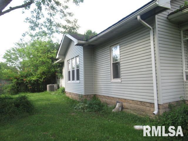 310 Blossom St, Carterville, IL 62918 - photo 13