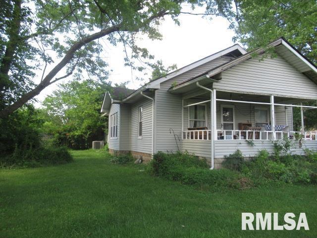 310 Blossom St, Carterville, IL 62918 - photo 3