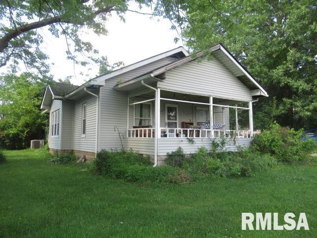 310 Blossom St, Carterville, IL 62918 - photo 5