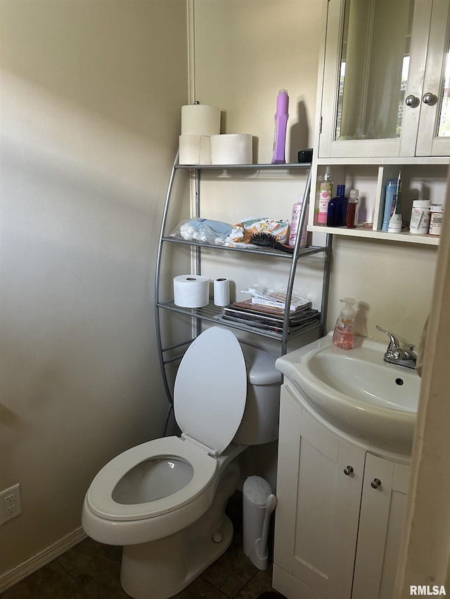 1011 S 20th St, Murphysboro, IL 62966 - bathroom featuring vanity and tile patterned flooring
