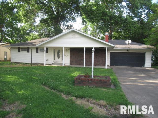 1117 E Ash St, Herrin, IL 62948 - photo 2