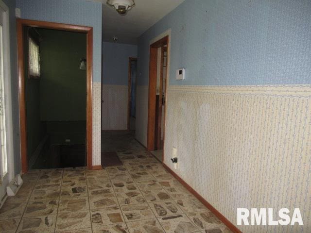 1117 E Ash St, Herrin, IL 62948 - photo 16