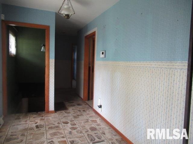 1117 E Ash St, Herrin, IL 62948 - photo 21