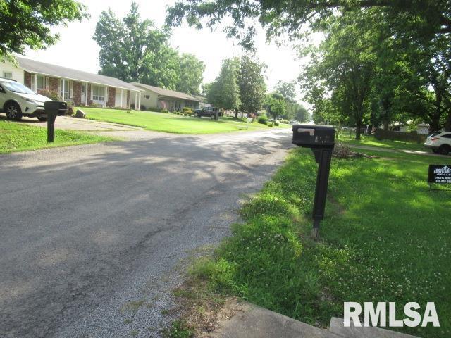 1117 E Ash St, Herrin, IL 62948 - photo 25