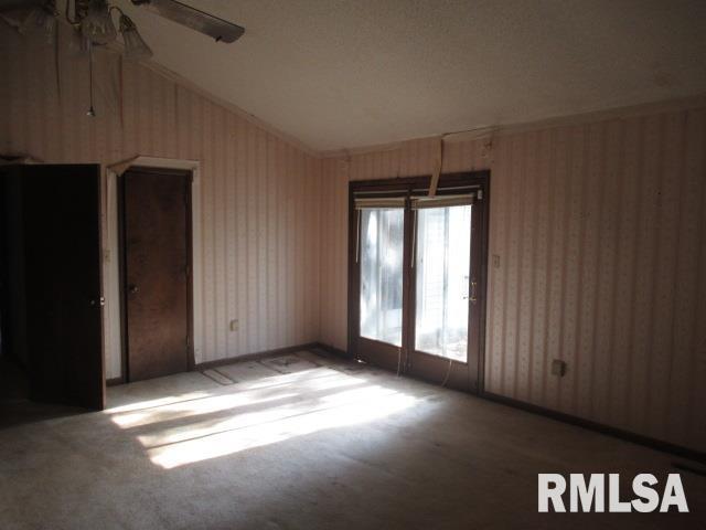 1117 E Ash St, Herrin, IL 62948 - photo 9