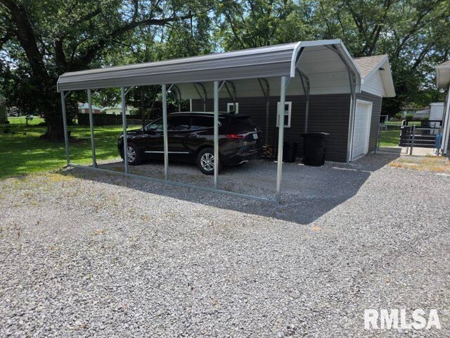 337 E Franklin St, Duquoin, IL 62832 - photo 8