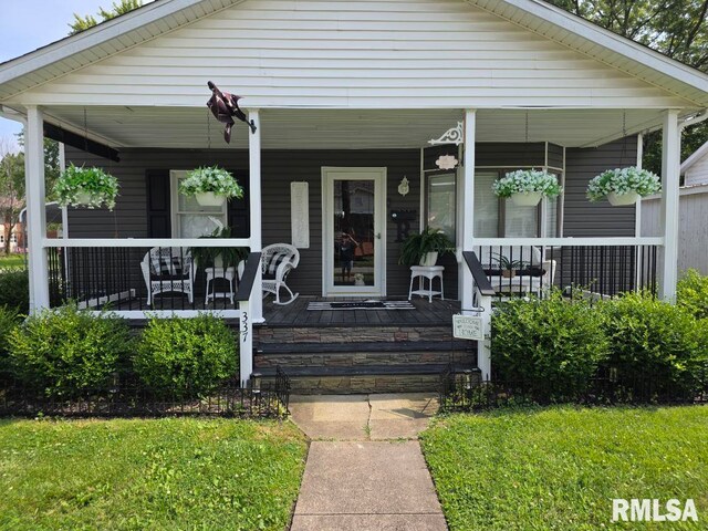 337 E Franklin St, Duquoin, IL 62832 - photo 3