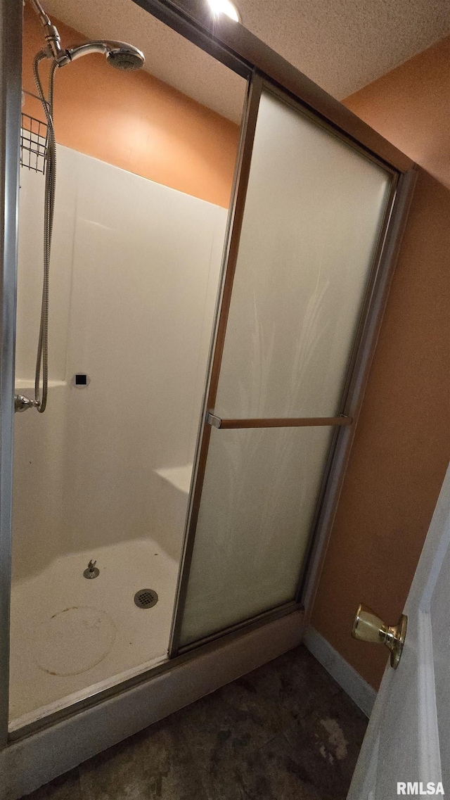 711 Mclean St, Rosiclare, IL 62982 - bathroom with a stall shower