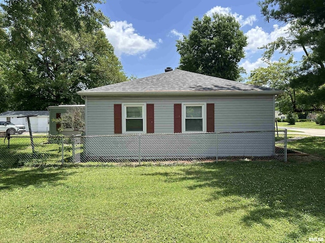 1026 E Noleman St, Centralia, IL 62801 - view of side of property featuring a shingled roof