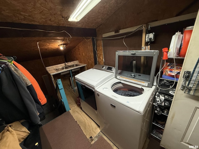 41 Cache Ave, Buncombe, IL 62912 - laundry room featuring separate washer and dryer