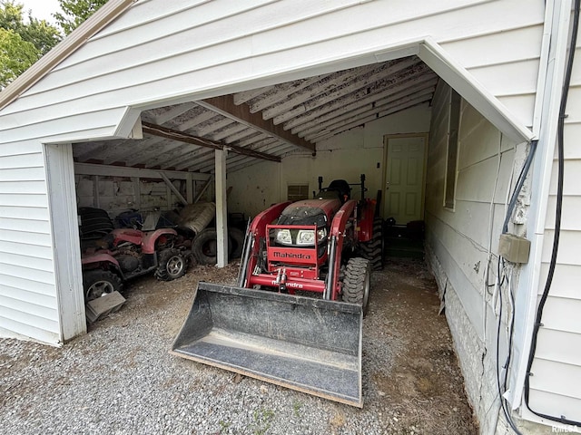 41 Cache Ave, Buncombe, IL 62912 - view of parking