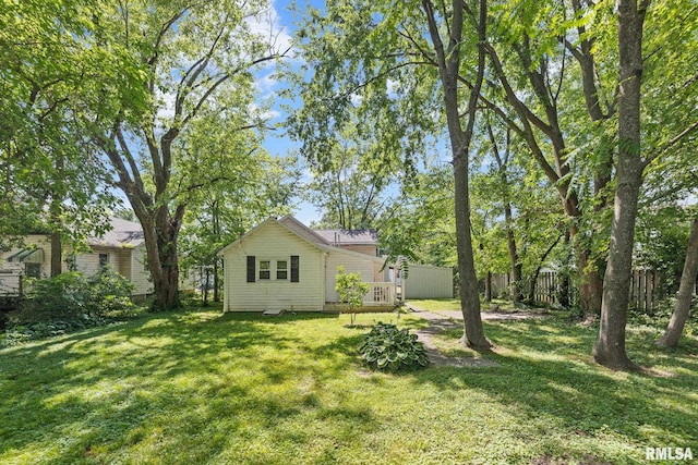 416 S Maple St, Salem, IL 62881 - view of yard