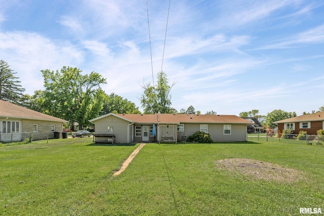 326 N Indiana St, Salem, IL 62881 - back of property