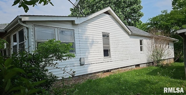 2130 Rains St, Murphysboro, IL 62966 - view of side of home