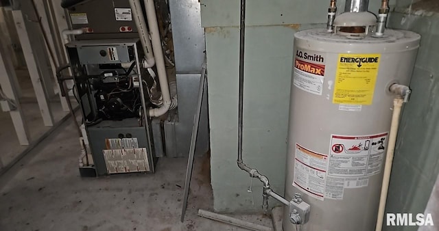 2130 Rains St, Murphysboro, IL 62966 - utilities featuring water heater and heating unit