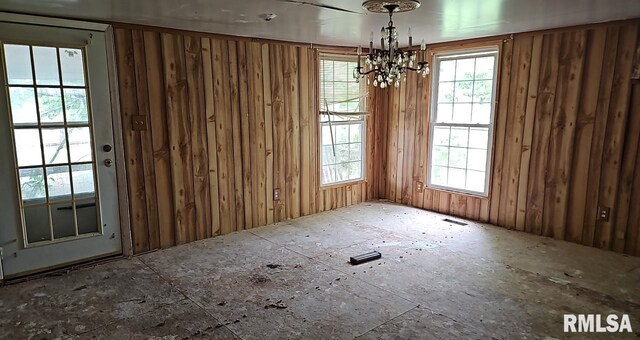 2130 Rains St, Murphysboro, IL 62966 - unfurnished dining area with a chandelier