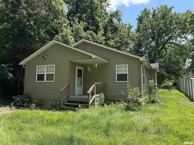 511 W Rigdon St, Carbondale, IL 62901 - photo 1