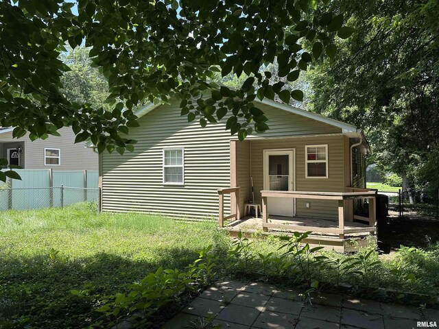 511 W Rigdon St, Carbondale, IL 62901 - photo 29