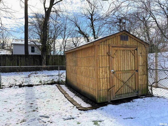 511 W Rigdon St, Carbondale, IL 62901 - photo 40