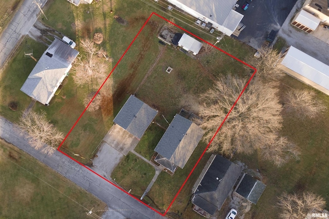 402 S Clay St, Sesser, IL 62884 - aerial view of property and surrounding area with property parcel outlined