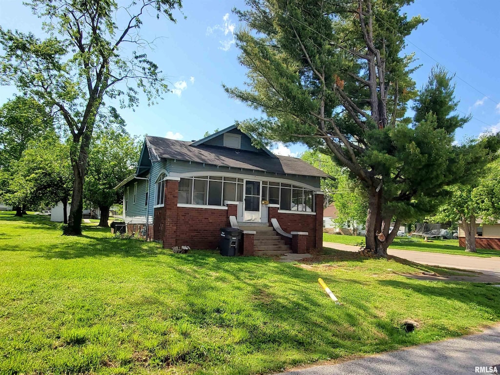 724 N Carico St, Carbondale, IL 62901 - photo 1