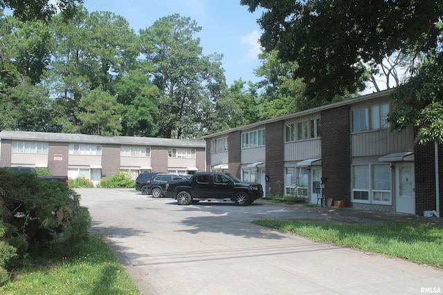 604 S Oakland Ave Unit 10, Carbondale, IL 62901 - photo 1