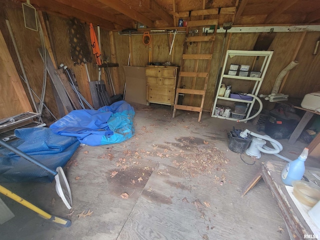 1060 W 5th St, Flora, IL 62839 - view of storage room