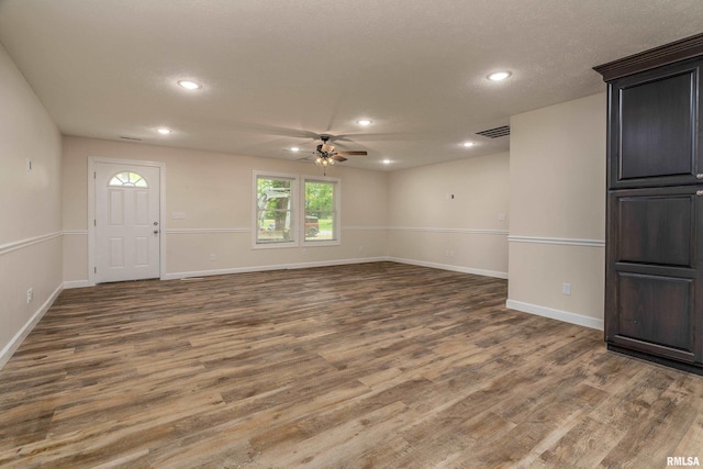 801 Crain St, Carterville, IL 62918 - photo 4