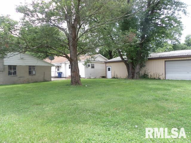 1509 E 4th St, West Frankfort, IL 62896 - photo 31