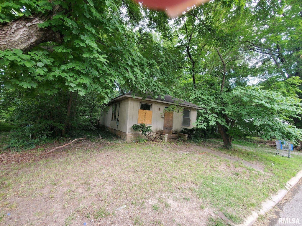 609 N Carico St, Carbondale, IL 62901 - photo 1