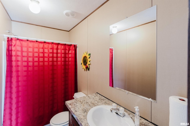 11149 Crenshaw Rd, Marion, IL 62922 - full bathroom featuring vanity and a shower with shower curtain