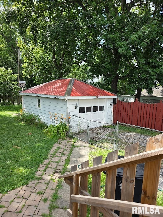 303 N Indiana Ave, Salem, IL 62881 - photo 15