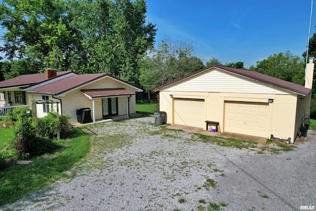 4139 Altenberger Rd, Metropolis, IL 62960 - view of detached garage
