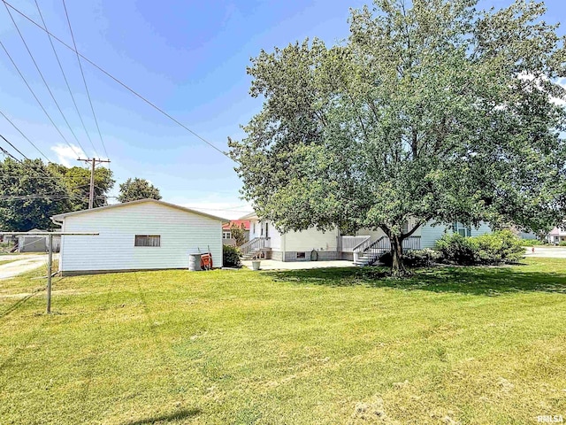 202 Flora Ave, Flora, IL 62839 - view of green lawn