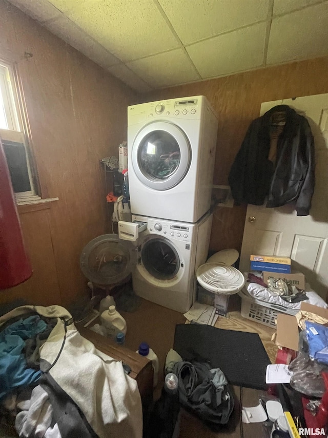 303 S Forest Ave, Carbondale, IL 62901 - washroom with stacked washer / drying machine