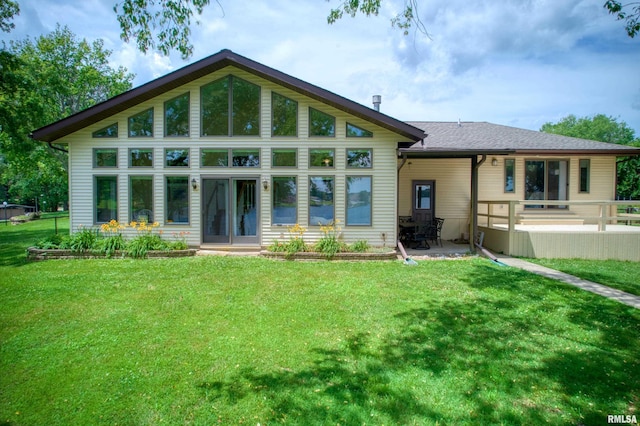 1382 Nicklaus Ln, Marion, IL 62959 - rear view of property featuring a lawn and a patio