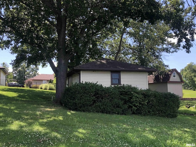 1382 Nicklaus Ln, Marion, IL 62959 - view of side of property