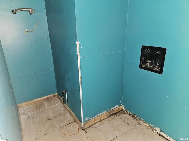 1605 E Pickett Ln, Marion, IL 62959 - view of washroom