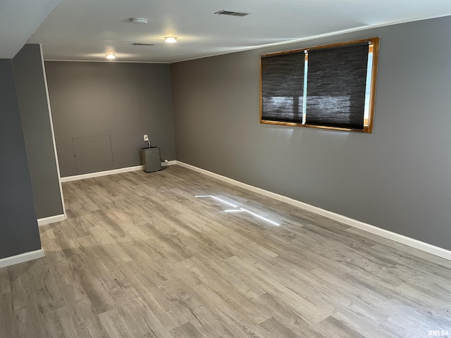 304 S Plover Dr, Carbondale, IL 62901 - empty room featuring wood finished floors and a smoke detector