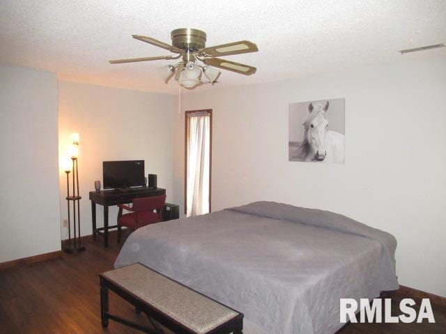 209 N 8th St, Herrin, IL 62948 - photo 24