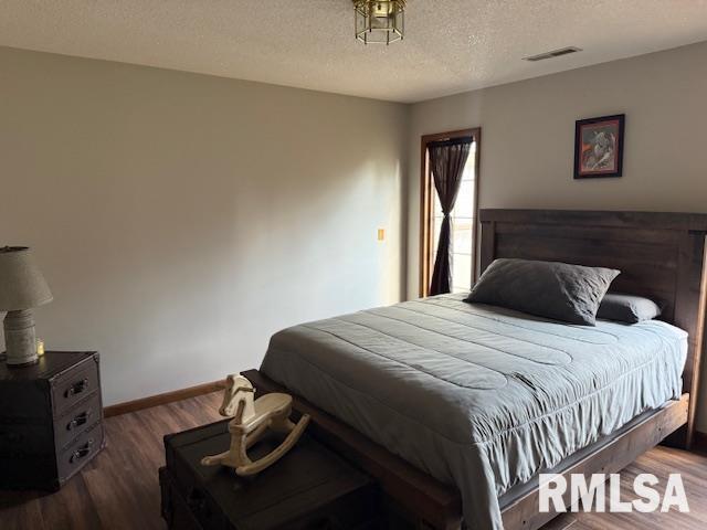 209 N 8th St, Herrin, IL 62948 - photo 29